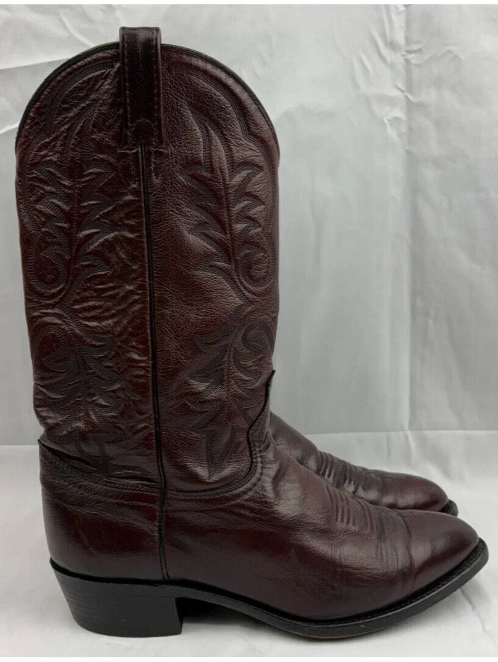 J. Chisholm Handcrafted Black Cherry Men's 10.5D Western Cowboy Boots Model 5513